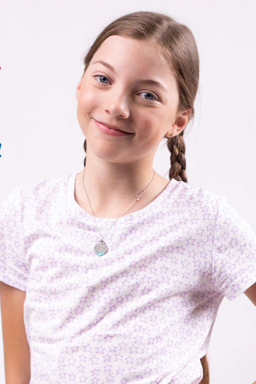 Bailey Baio backdrop