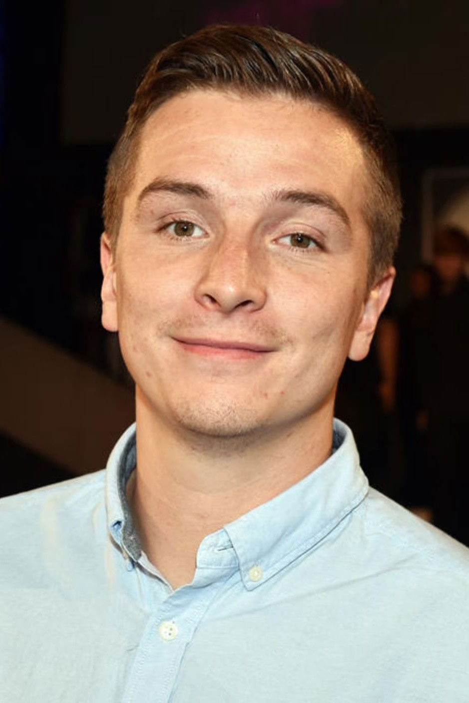 Aaron Troschke backdrop