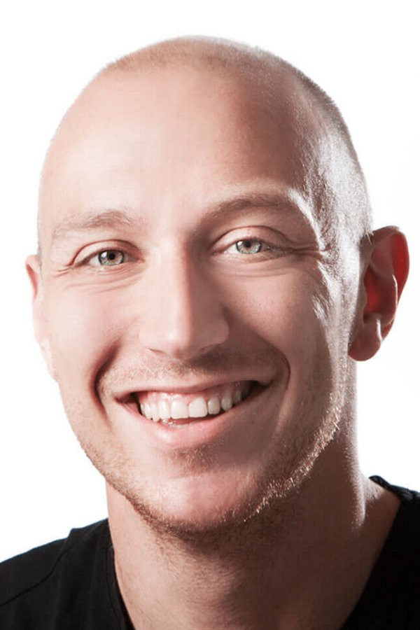 Daniel Lill backdrop