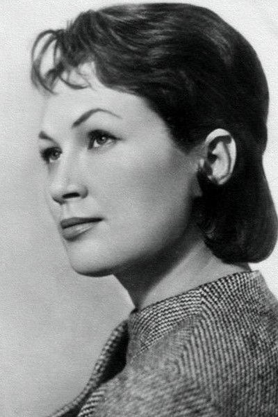 Silviya Sergeichikova backdrop