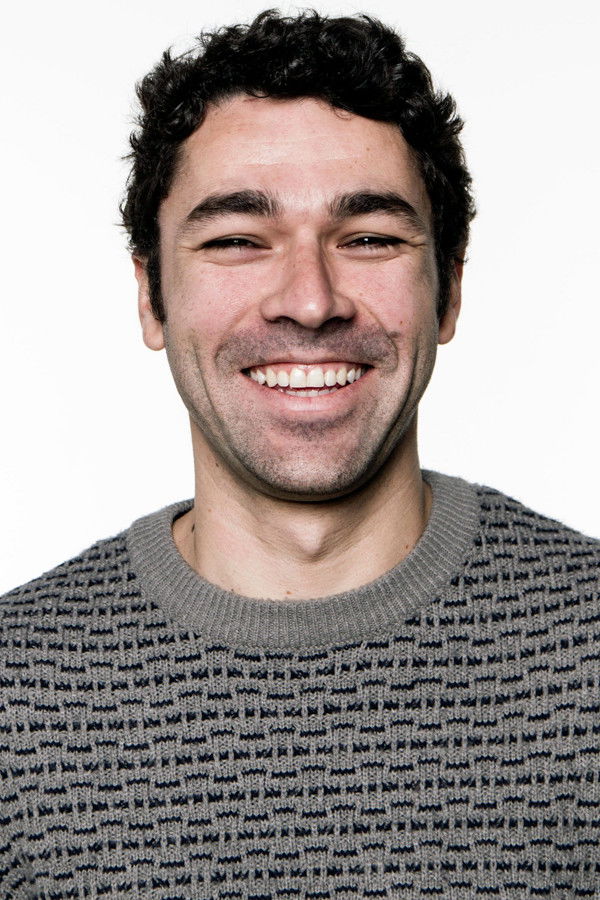 Luis Francisco Pérez backdrop