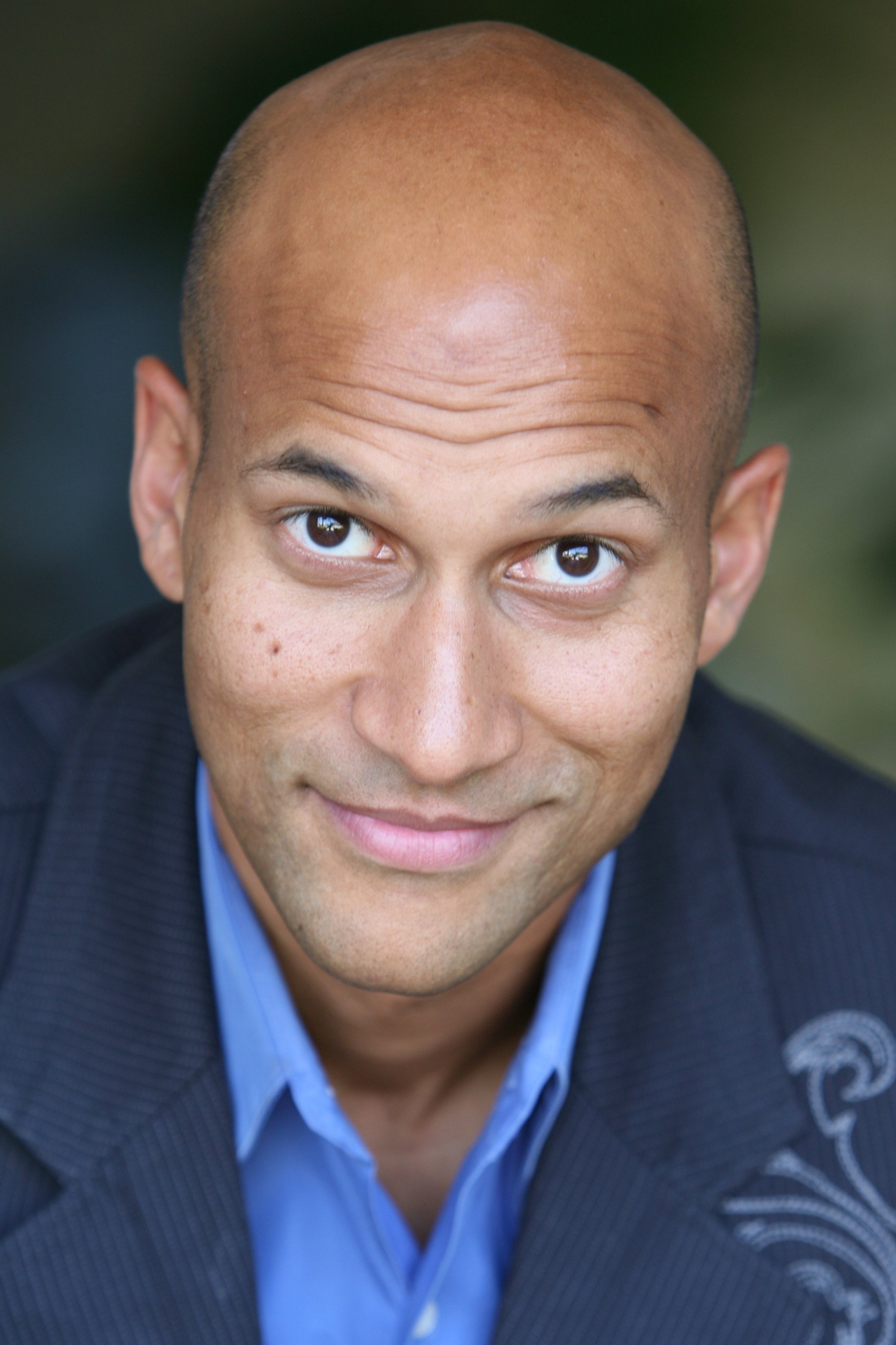 Keegan-Michael Key backdrop