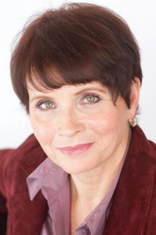 Lois Brothers backdrop