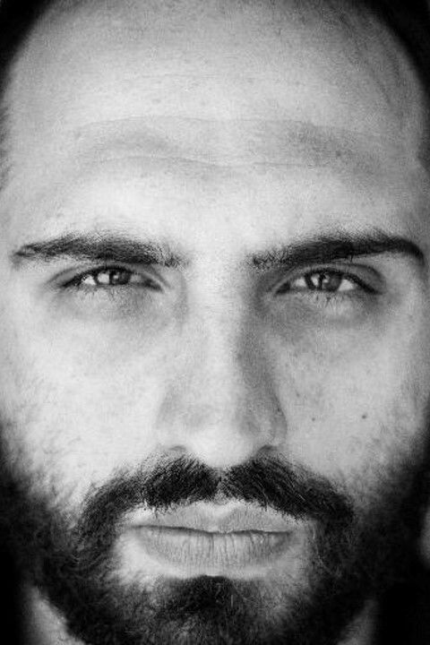 Giorgio Consoli backdrop