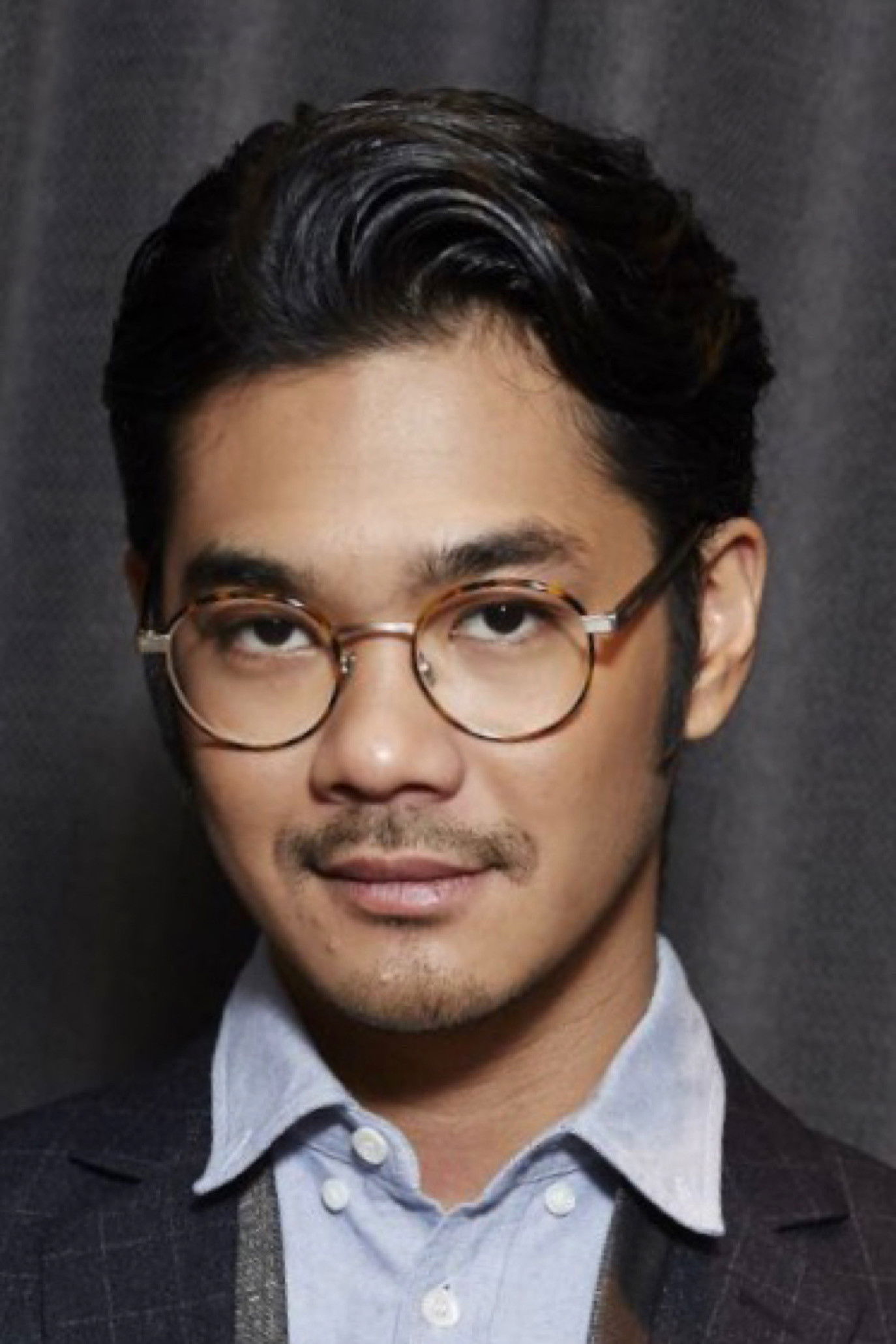 Prakarn Raiva backdrop