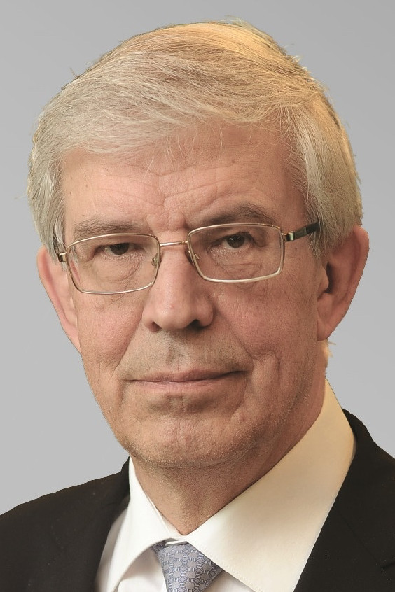 Sergey Ignatiev backdrop