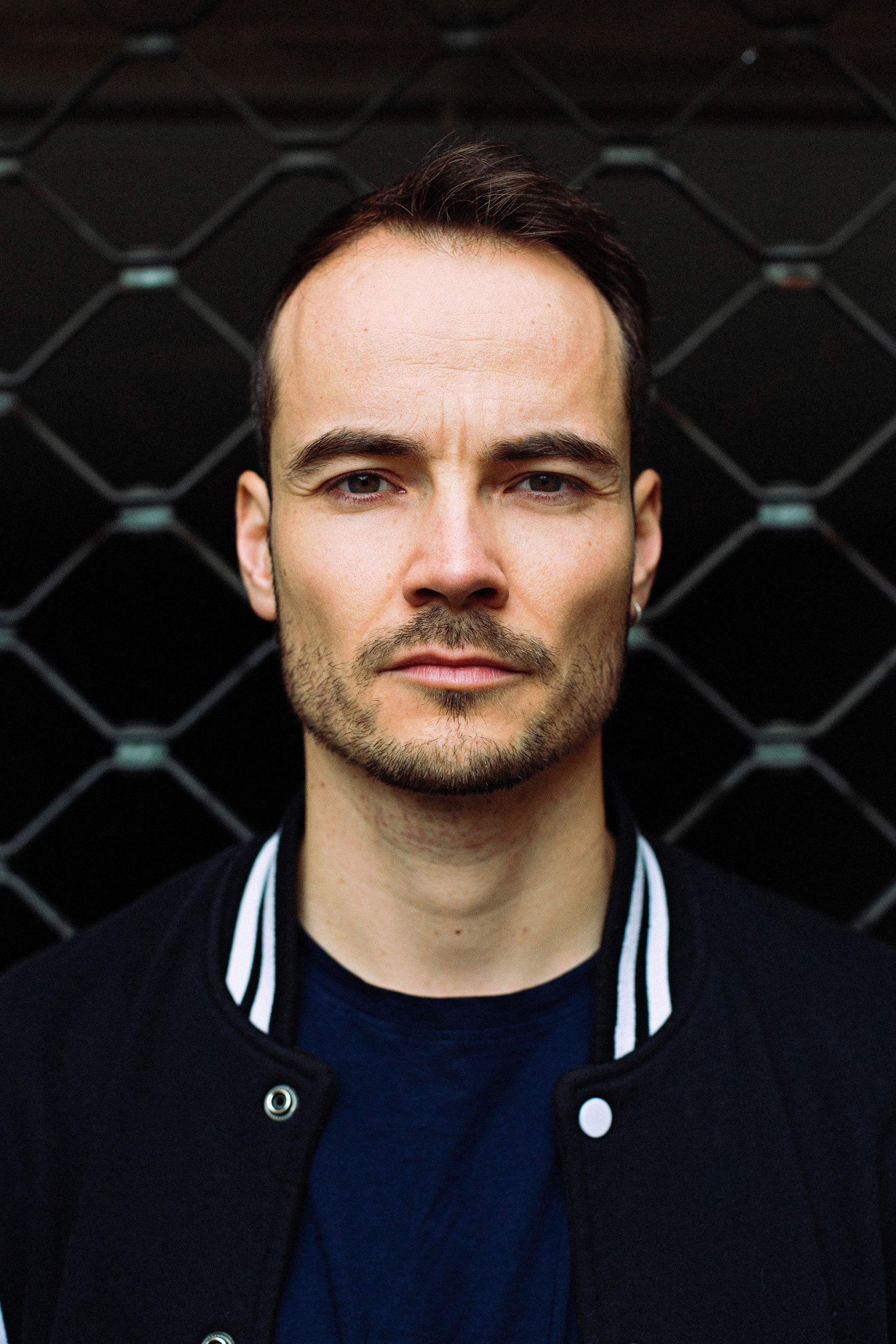 Michael Kühl backdrop