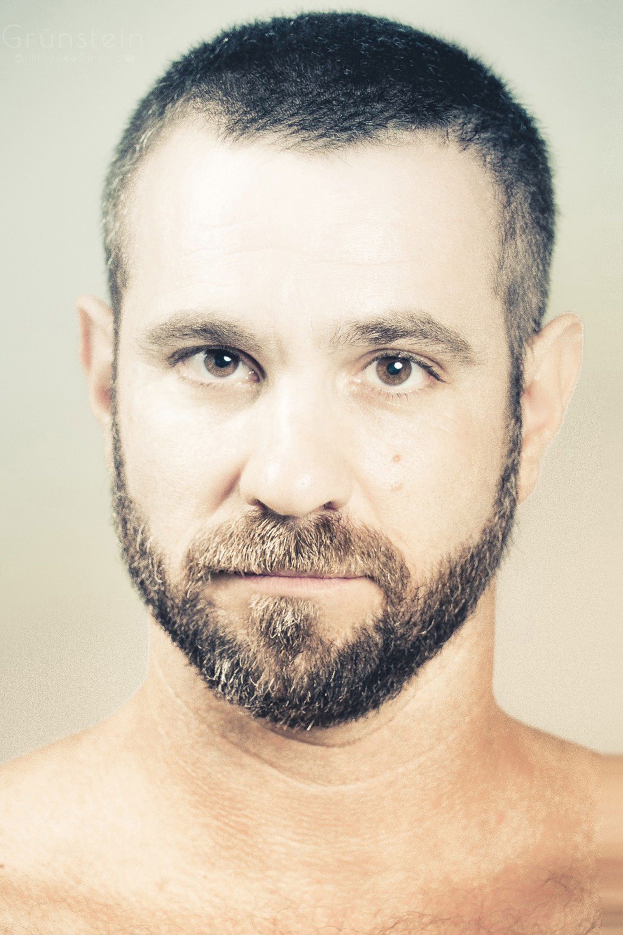 Dani Rebollo backdrop