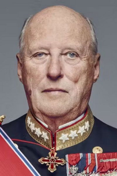 King Harald V backdrop