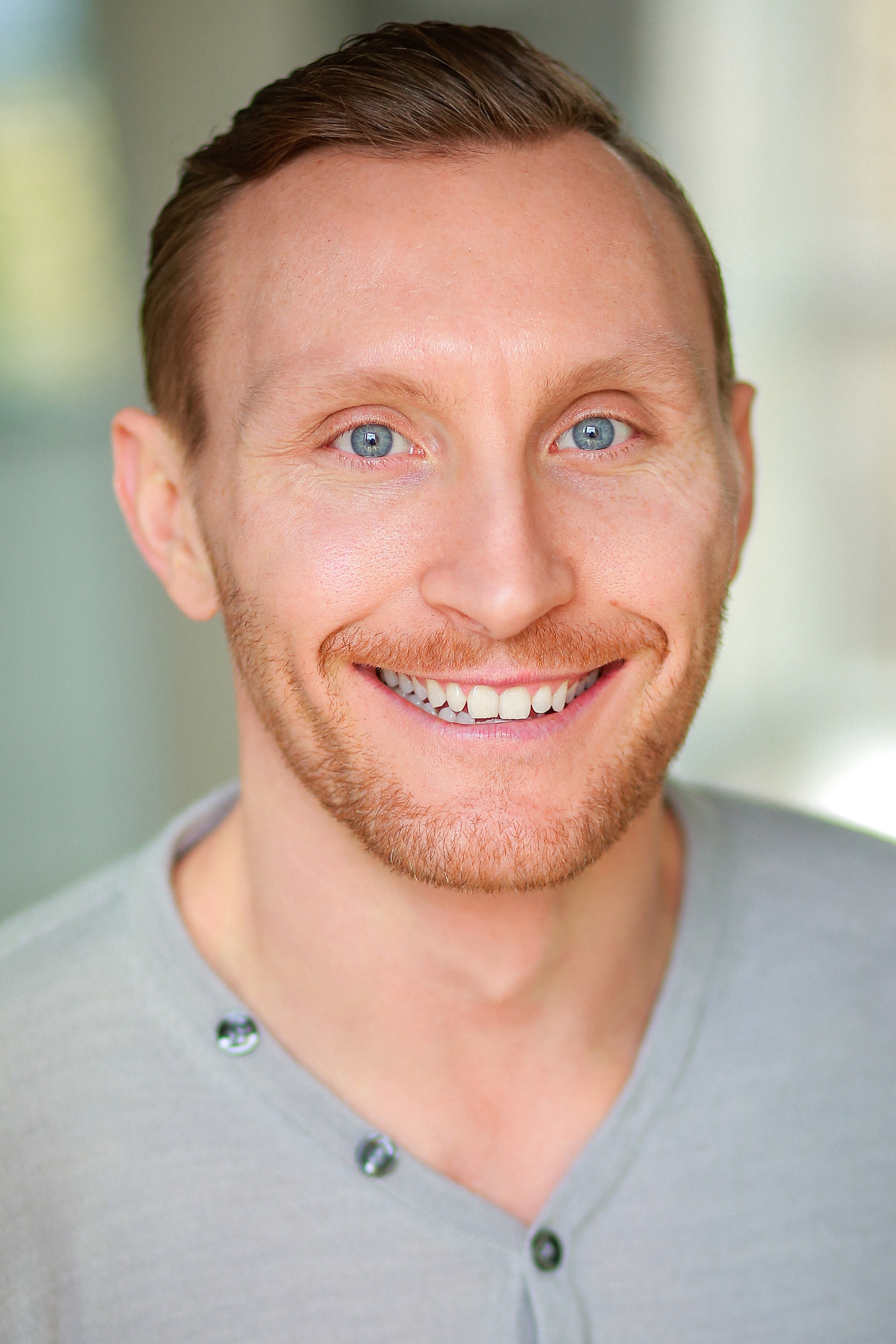 Reece Putinas backdrop