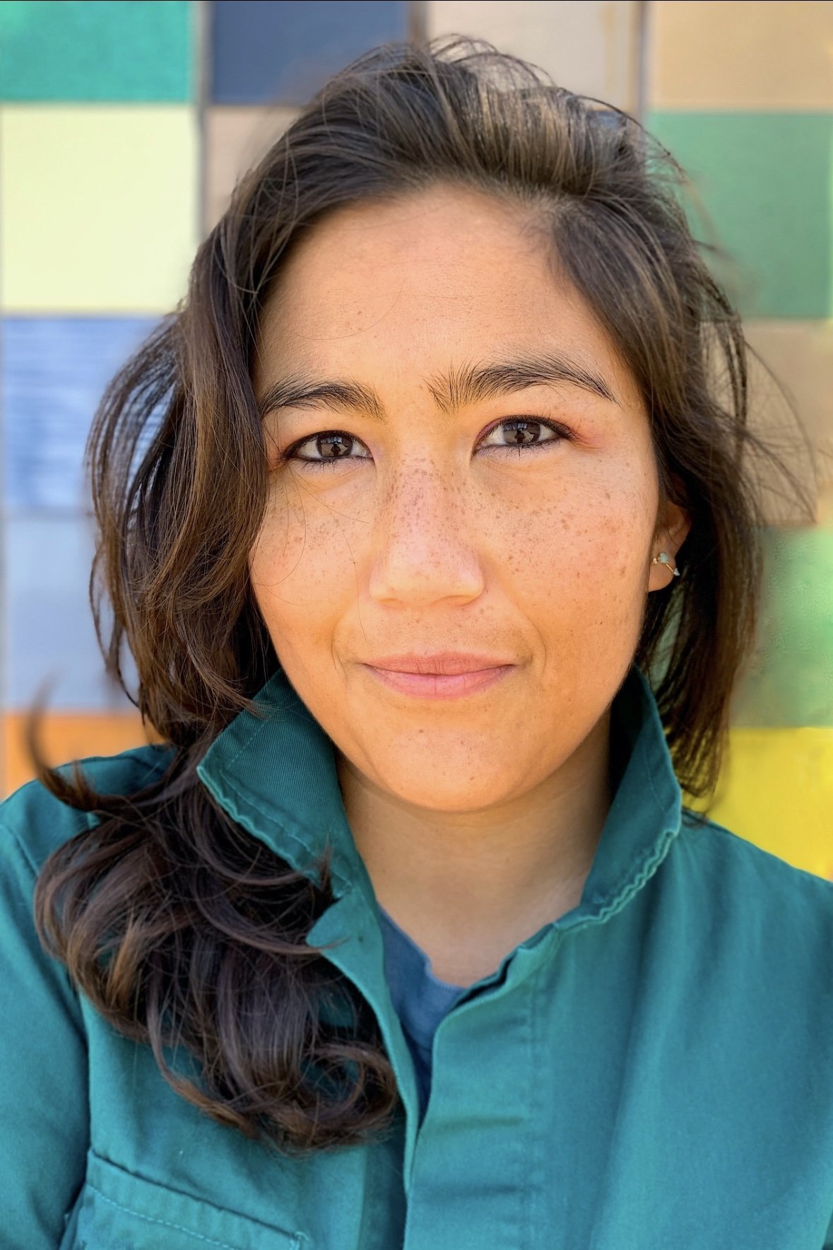 Beth de Araújo backdrop