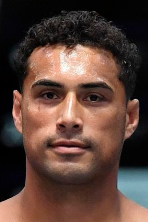 Karlos Ulberg backdrop