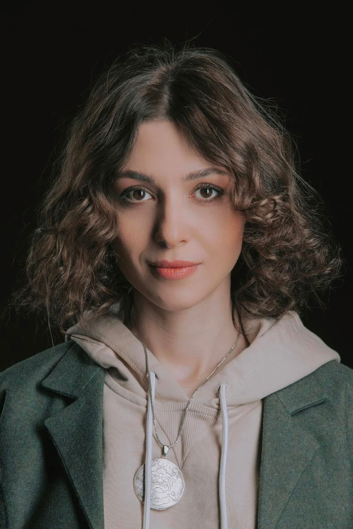 Mariam Ghazanchyan backdrop