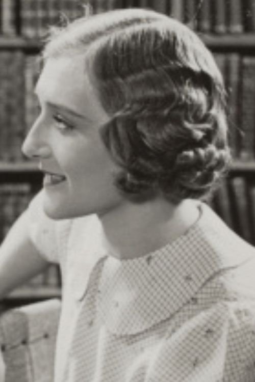 Jeanne Verstraete backdrop