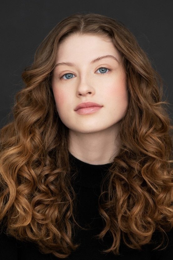 Liliane Skelly backdrop