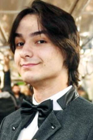 Berk Keklik backdrop