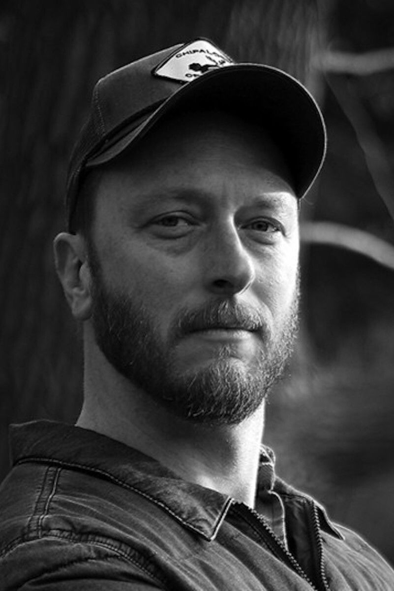 Rajen A. Uajt backdrop