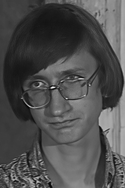 Igor Serebryanyy backdrop