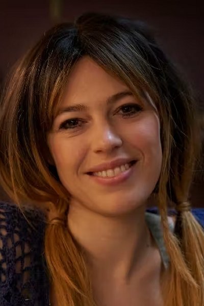 Rebecca Rønde Kiilerich backdrop