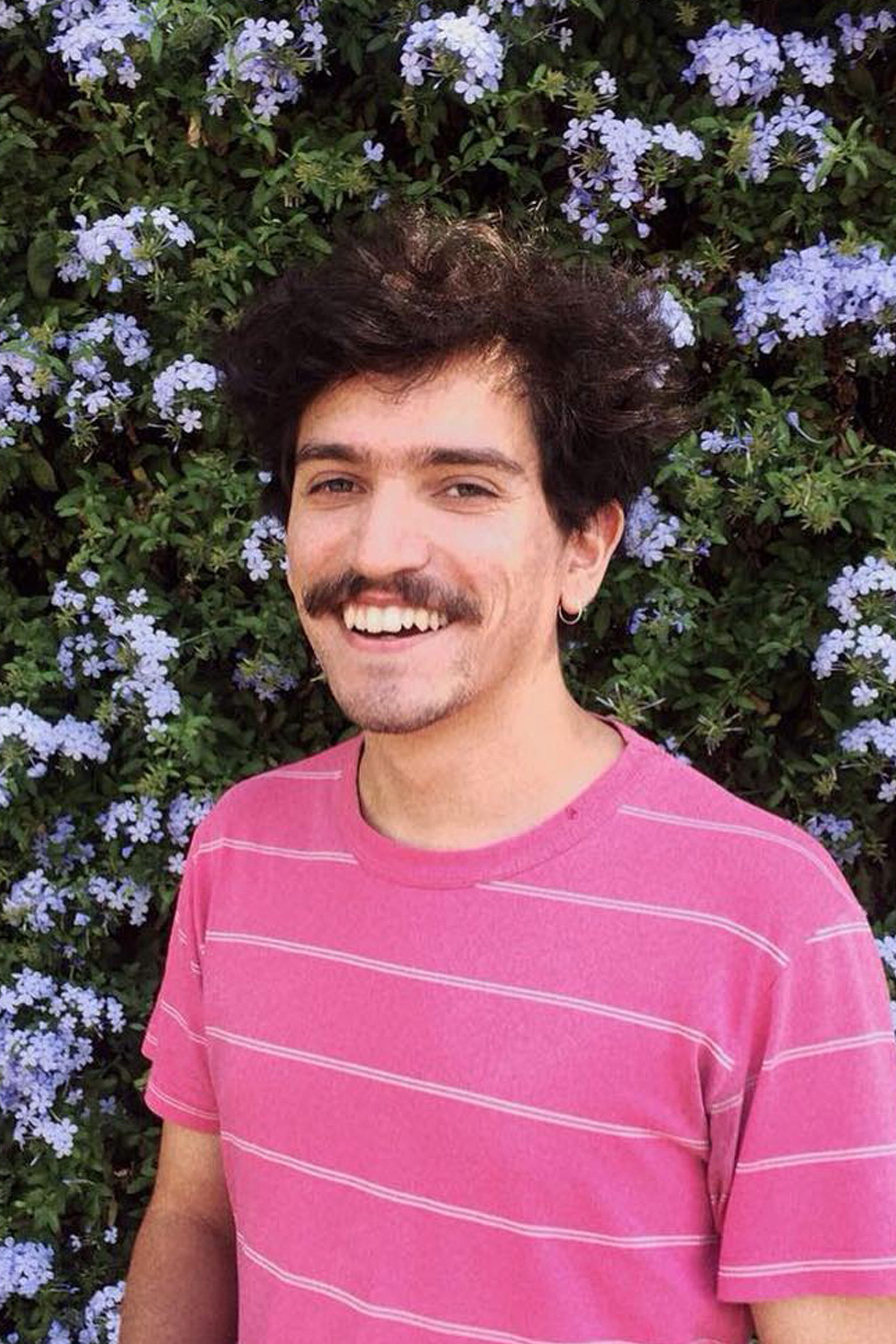 Simón Campusano backdrop