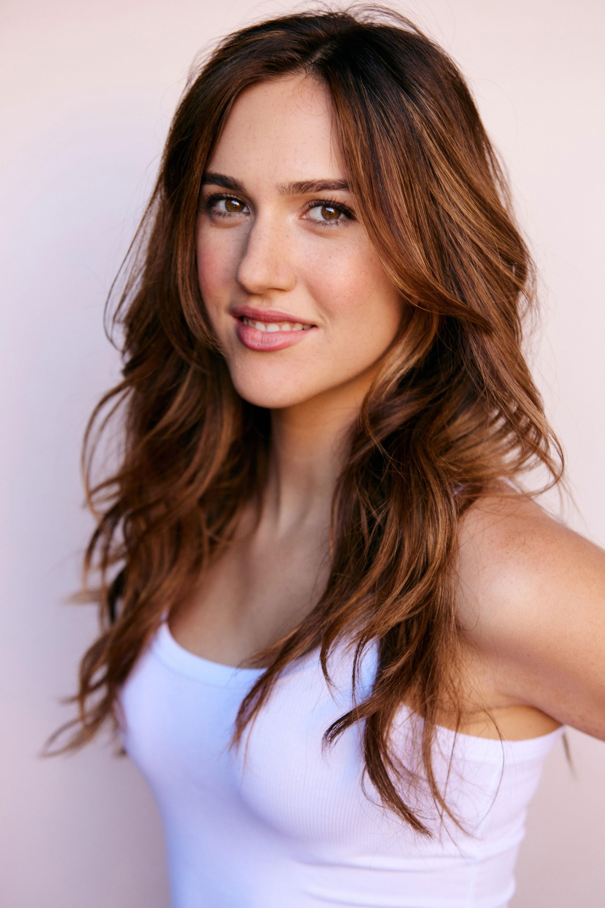 Pilot Paisley-Rose backdrop