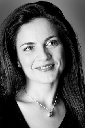 Xhiana Korbisiero backdrop