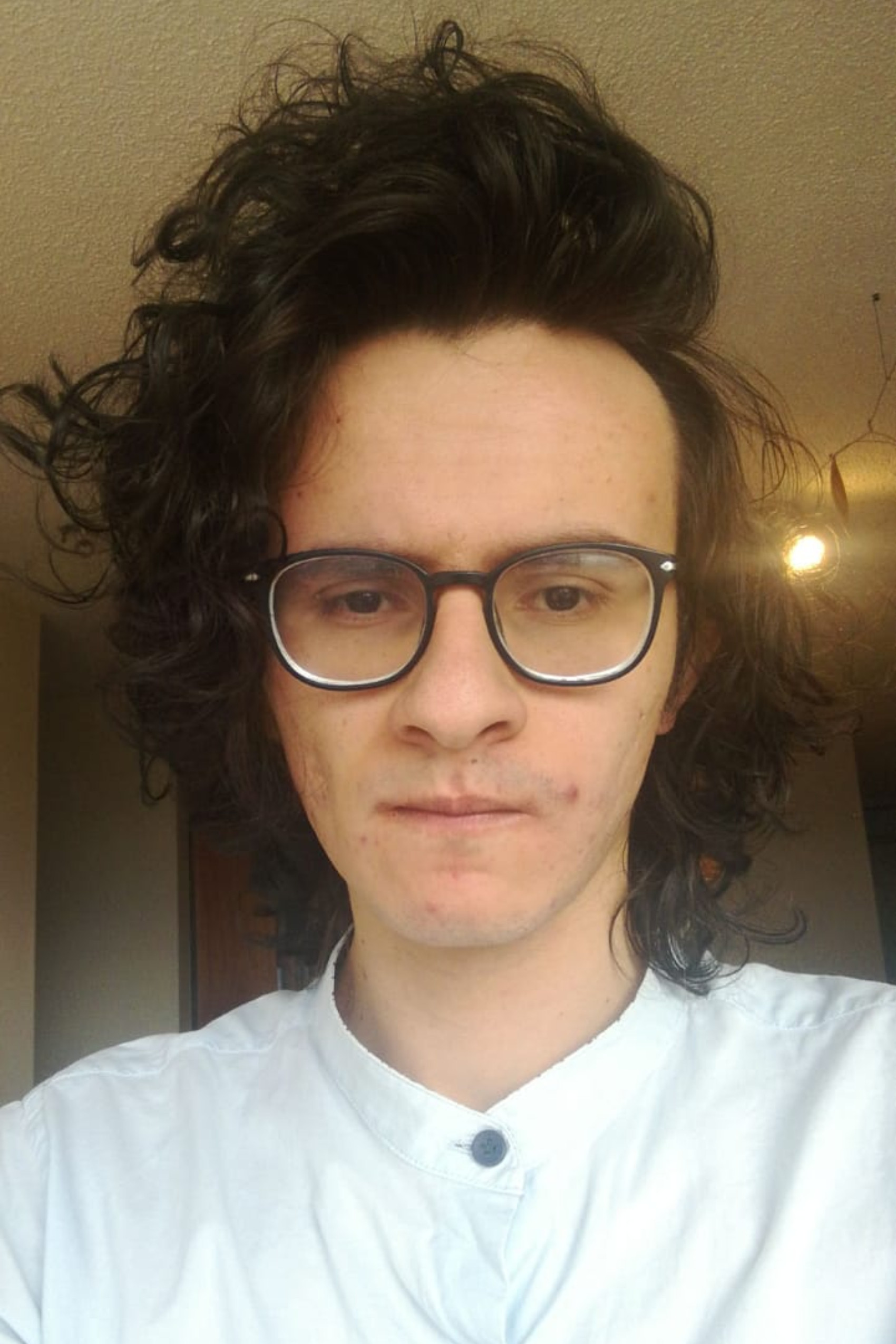 Eduardo Bustos backdrop