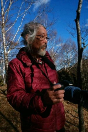 Minoru Shinojima backdrop