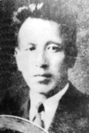 Pil-woo Lee backdrop