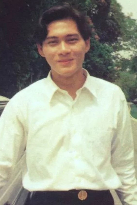 Desmond Shen backdrop