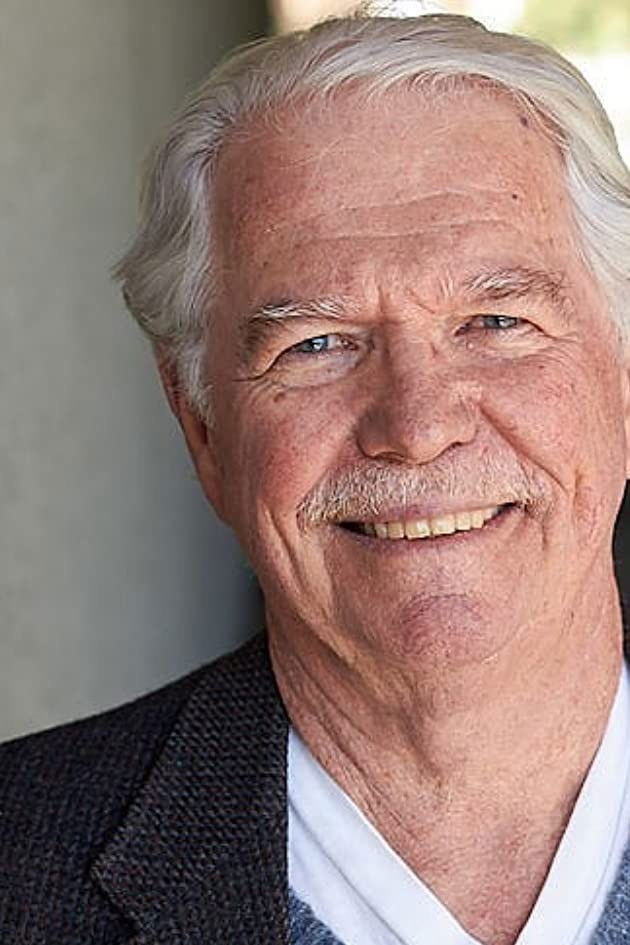 Thomas Choisnet backdrop