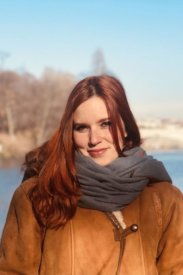 Angela Conigliaro backdrop