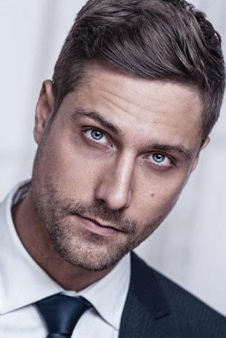 Seth O'Shea backdrop