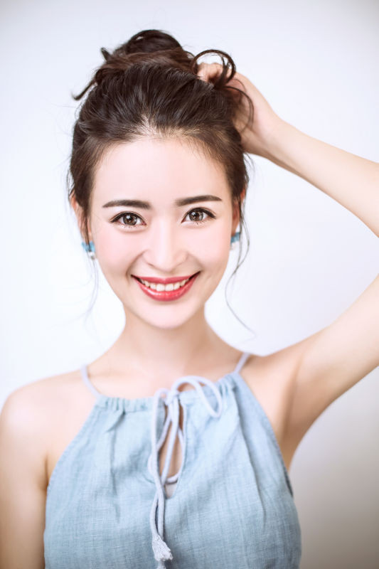 Zhang Jingtong backdrop