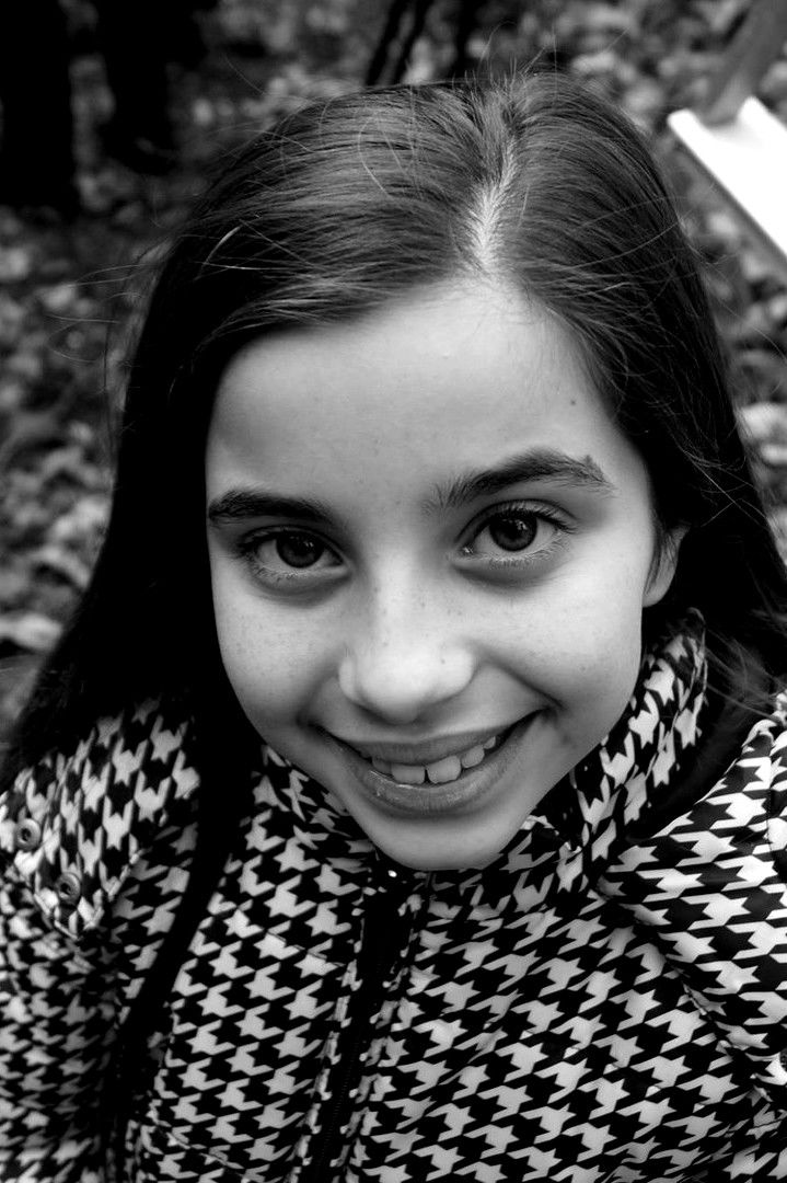 Alisya Crystal Tognocchi backdrop