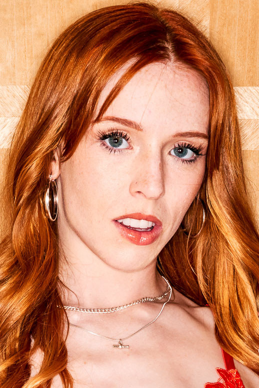 Madi Collins backdrop