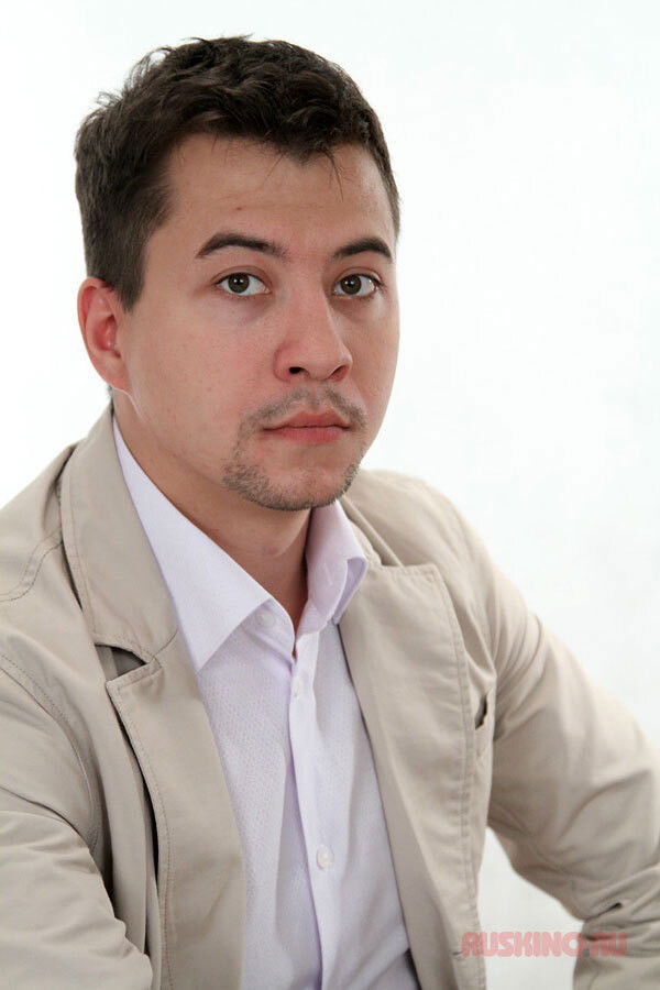 Ramil Mubinov backdrop