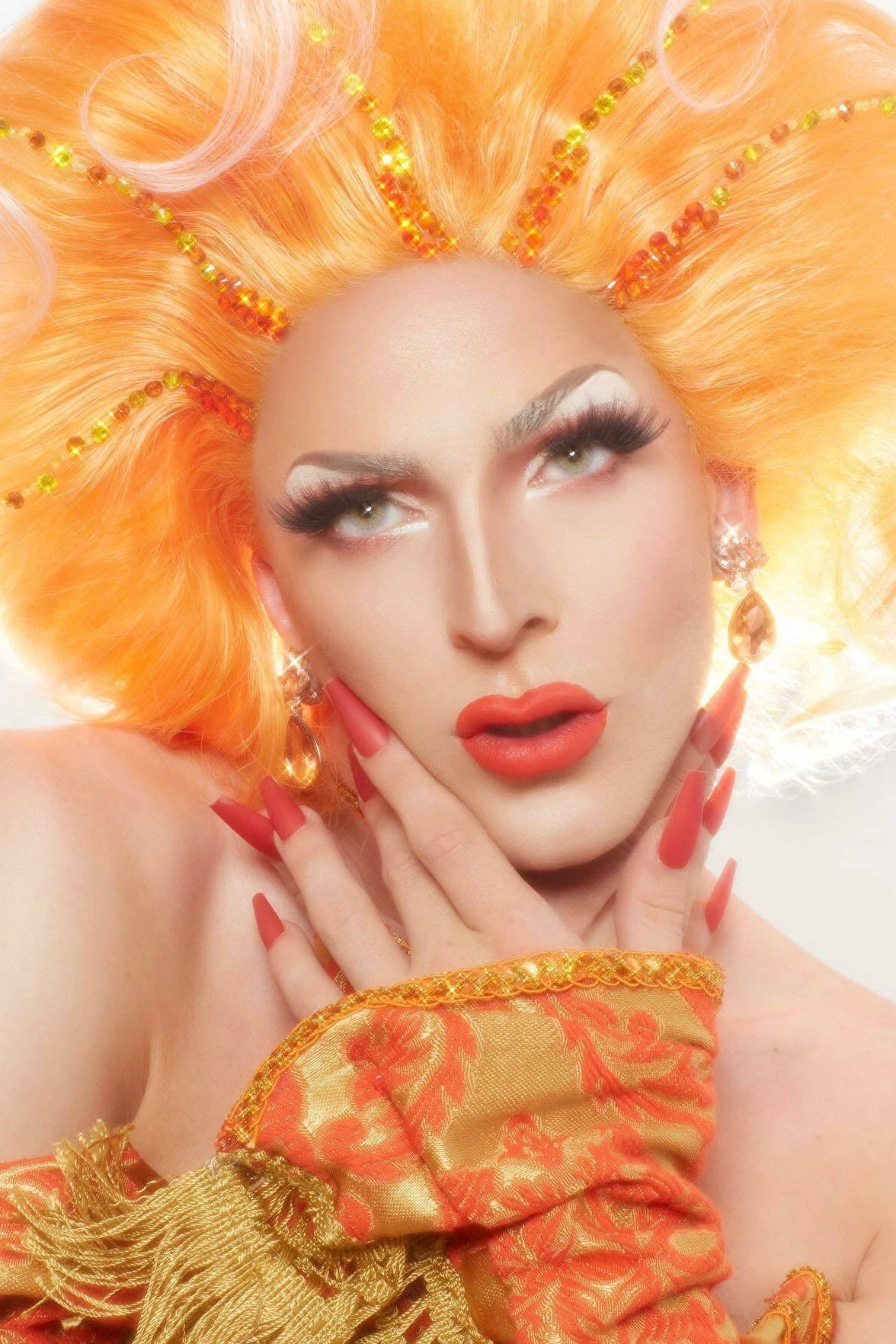 Gisèle Lullaby backdrop