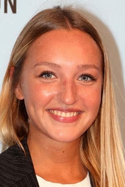 Ludmilla Makowski backdrop