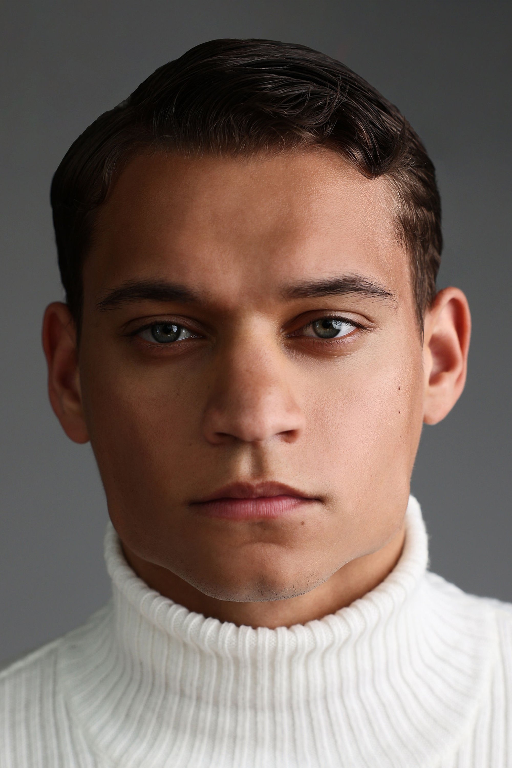 Tiriku Uitherz backdrop