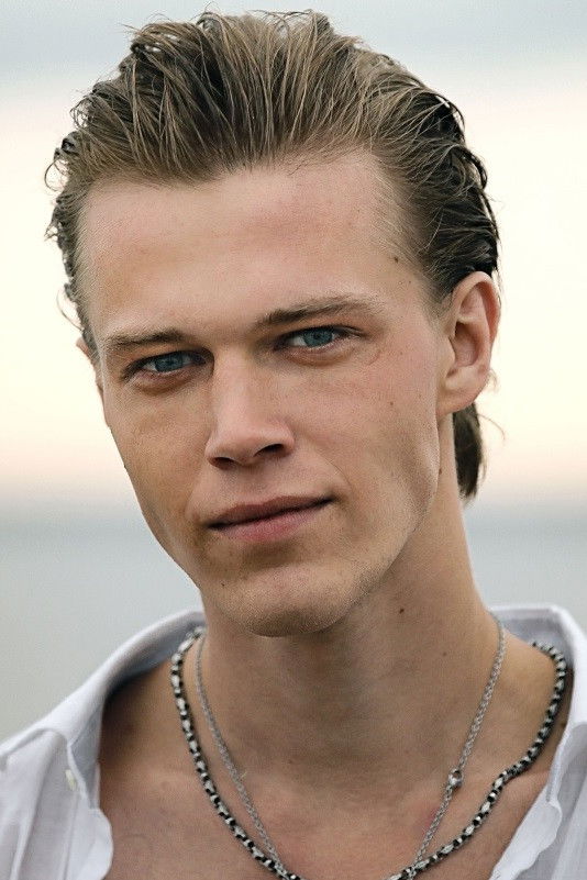 Ivan Ivashov backdrop