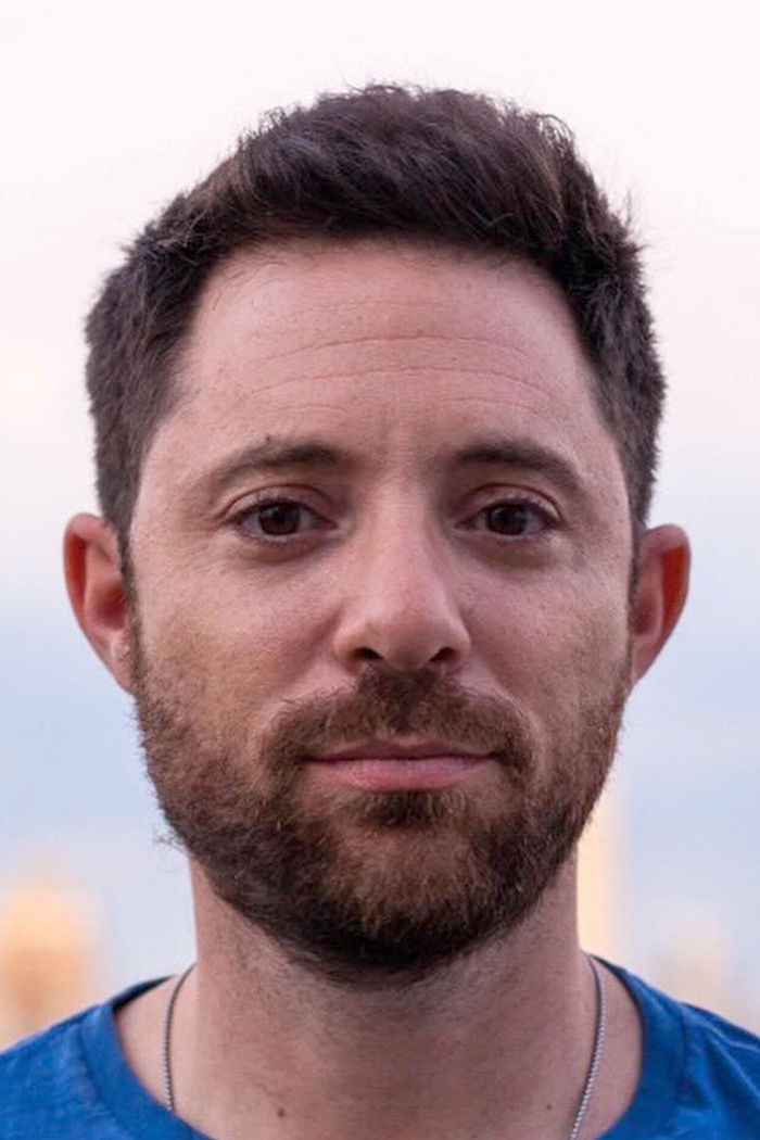 Maximiliano Zago backdrop