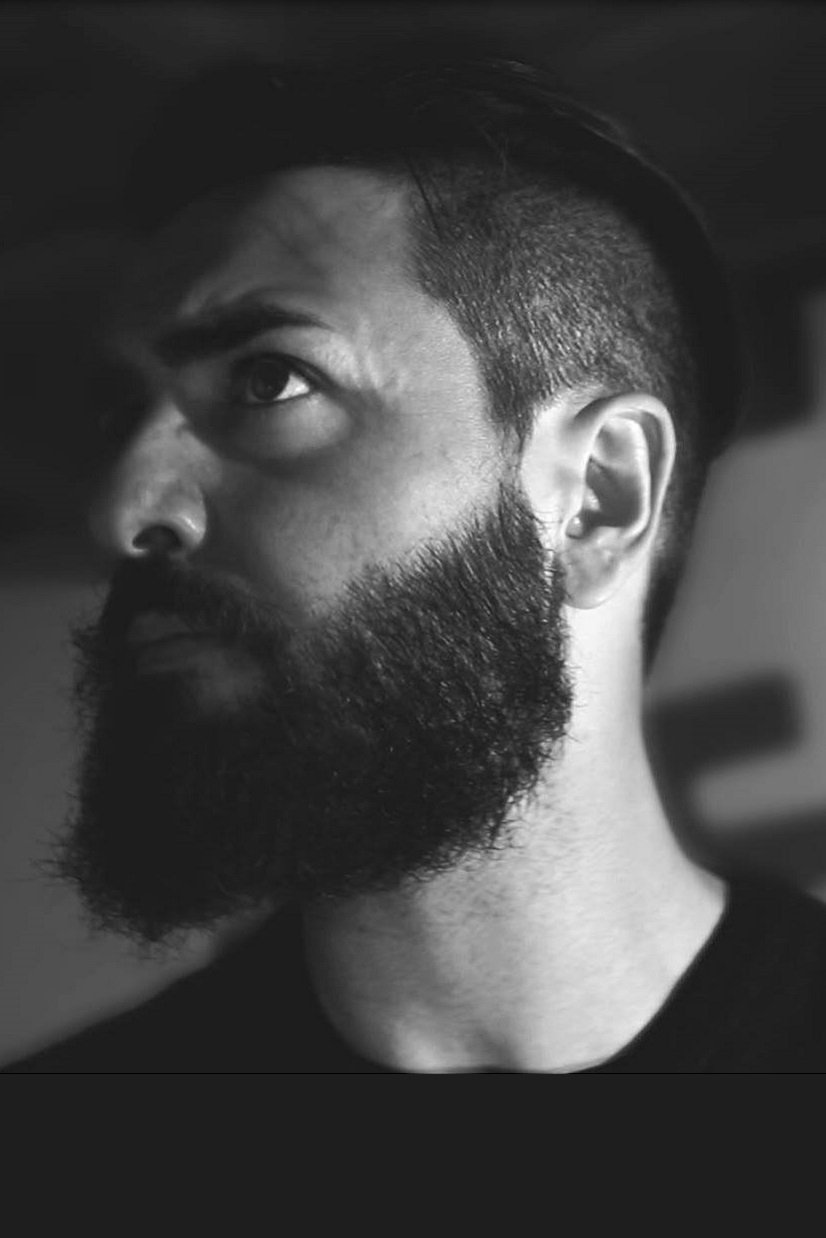 Michele Achilli backdrop