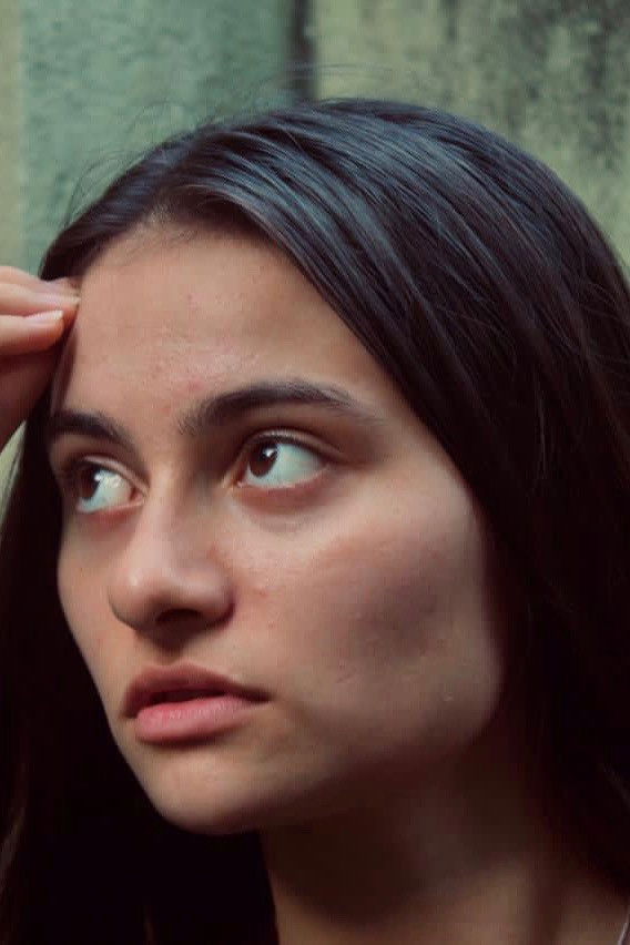 Luna Hug-Castro backdrop