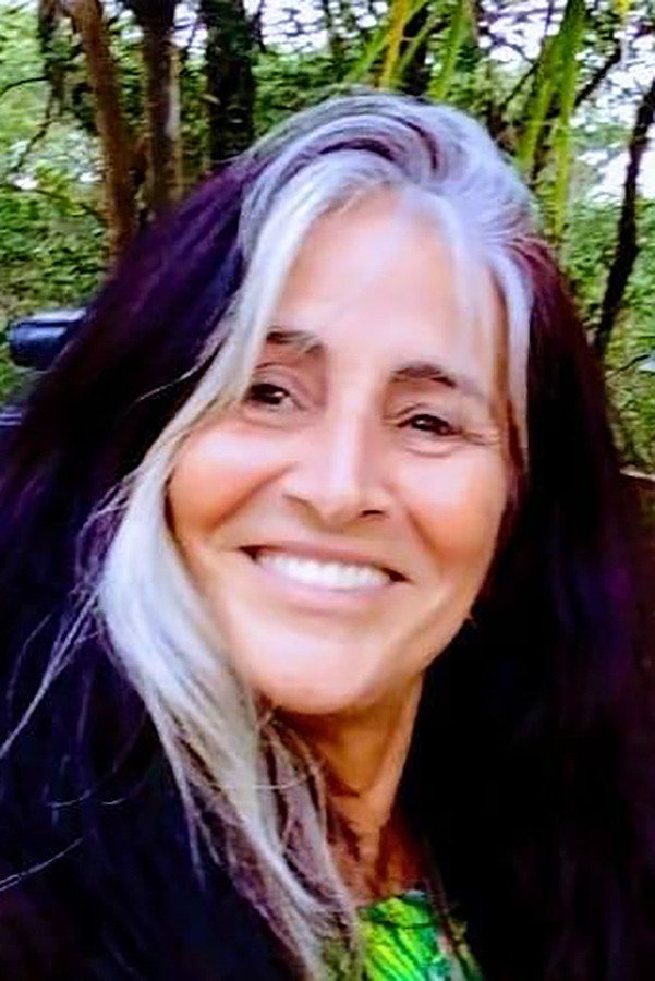 Marcia Gáudio backdrop