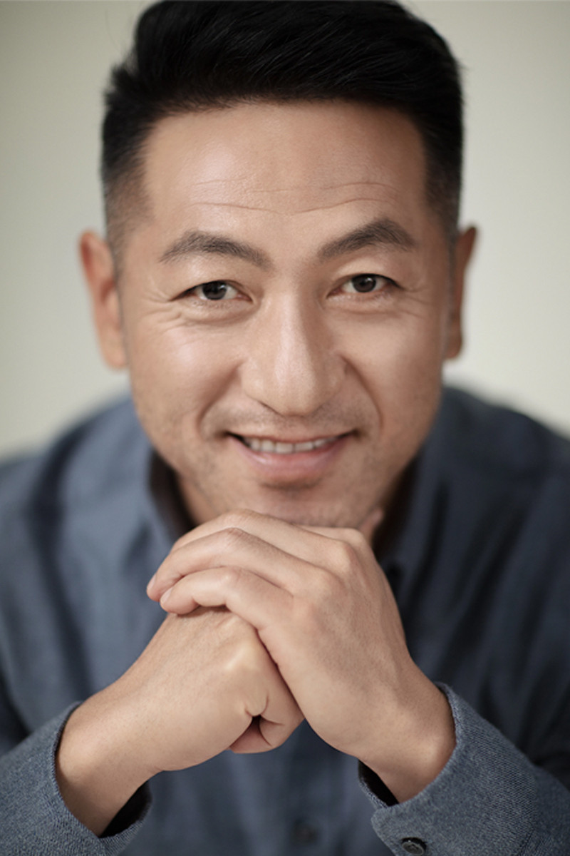 Guo Tiecheng backdrop