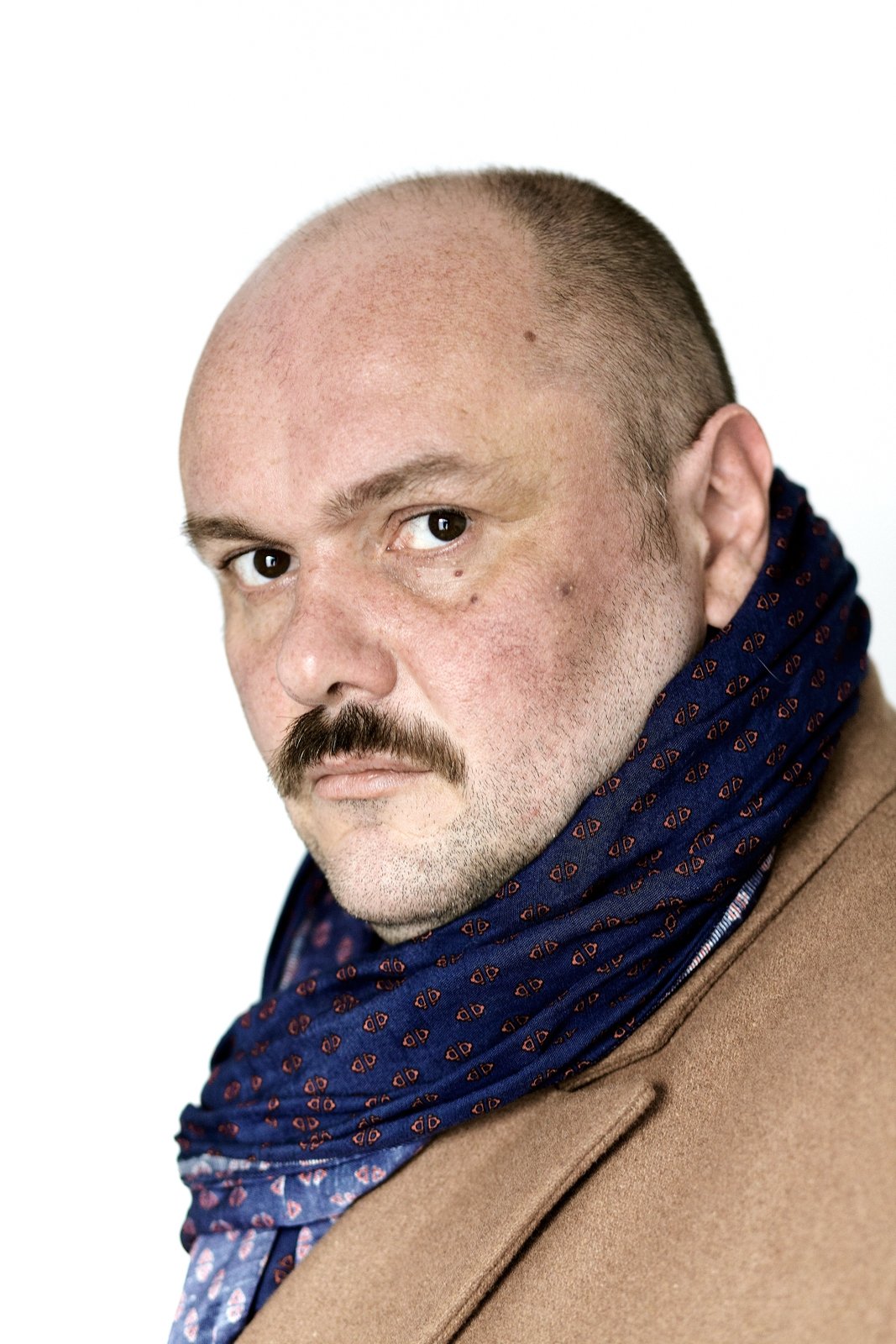 Benjamin Georjon backdrop