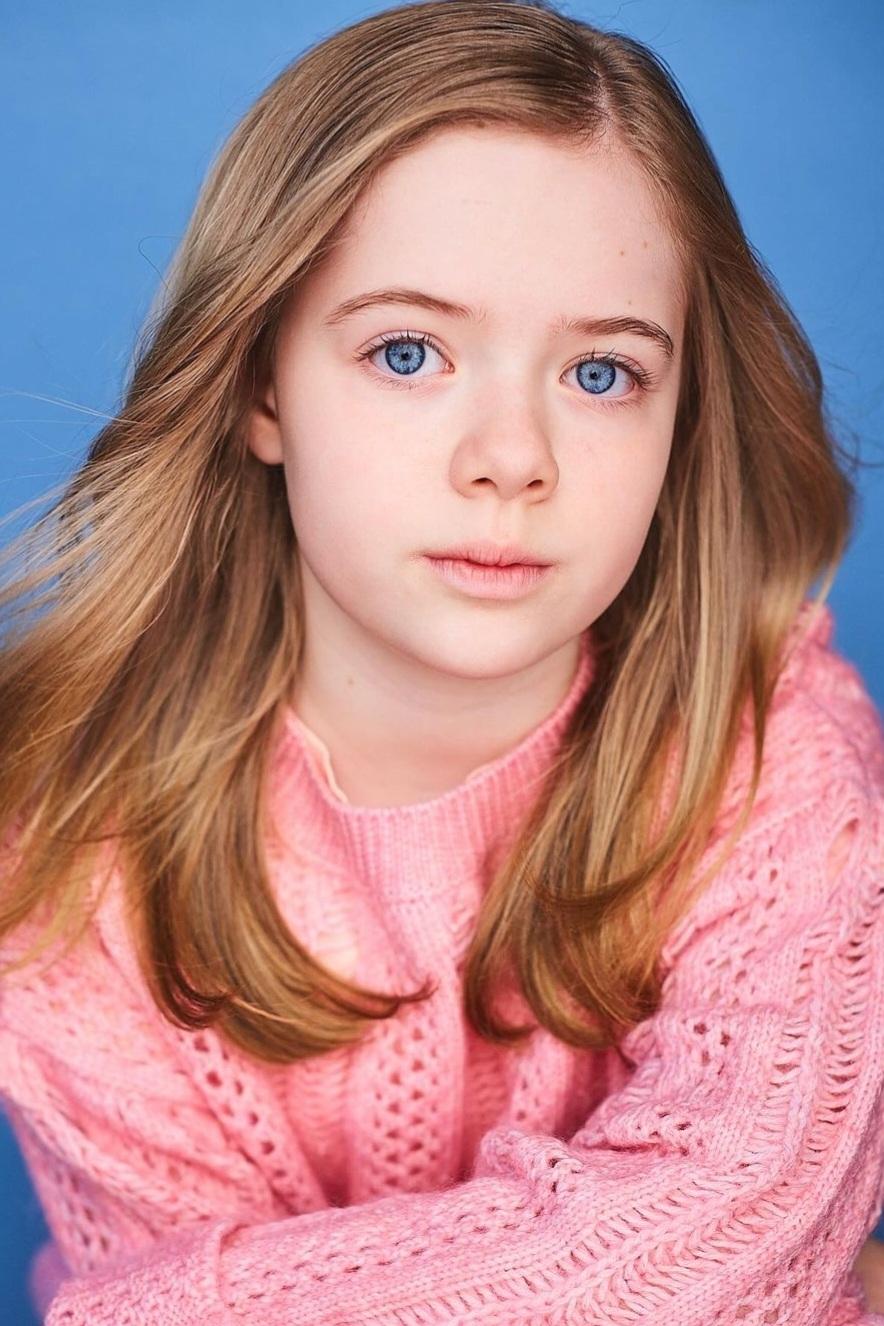 Julianna Layne backdrop