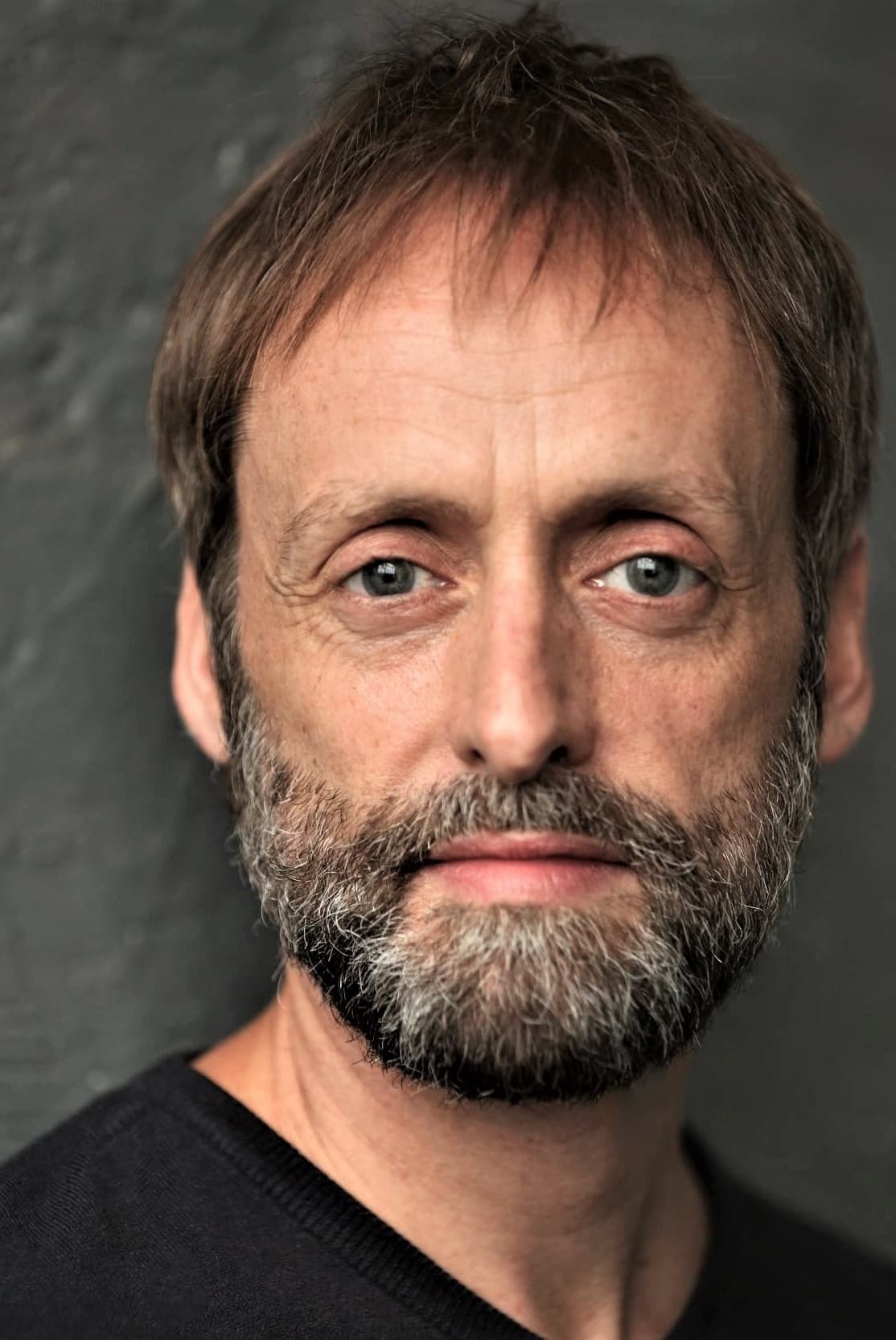 Daniel Knight backdrop