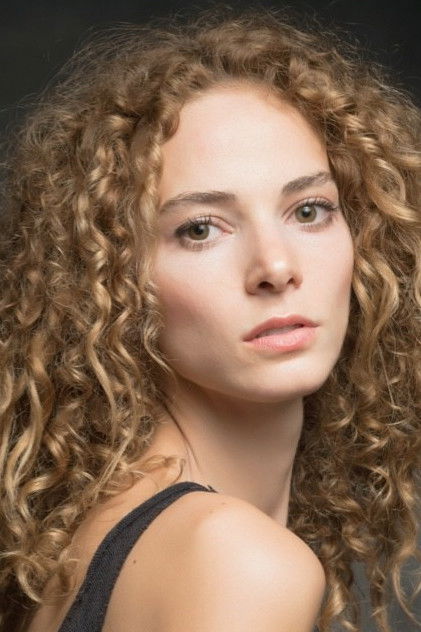 Dilşad Çelebi backdrop